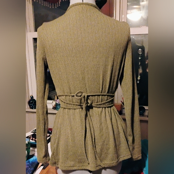 Olive Green Women's Sweater - Picture 3 of 3
